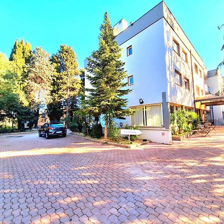 彻佩斯酒店及青年旅馆 罗马 外观 照片